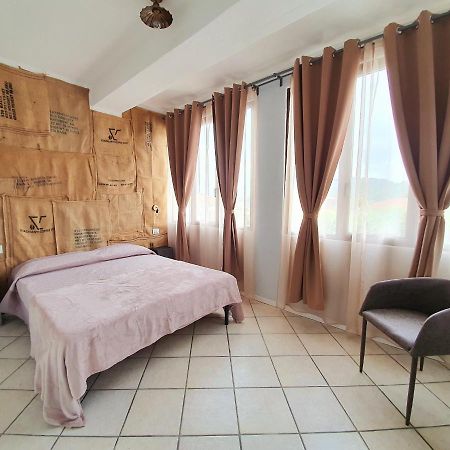 1928 Guest House Pogno Экстерьер фото